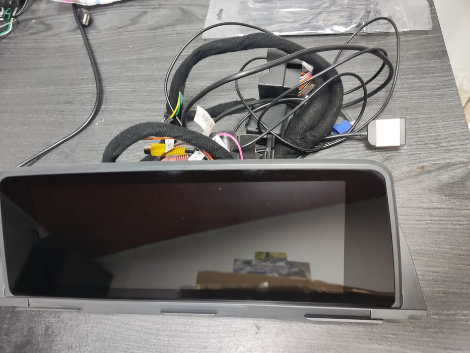 Navigație BMW F10 android