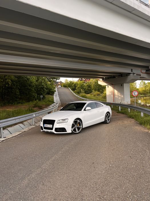 Audi a5 2.0 cutie manuală 2009