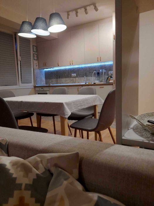 Дава се под наем Тристаен апартамент в София, Подуяне - 100 кв.м за 980 € - Снимка #7