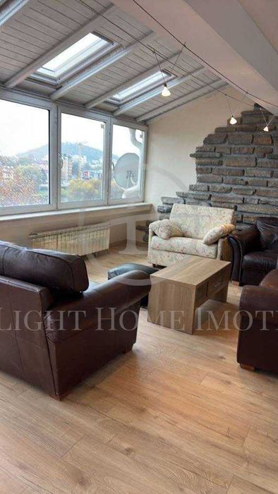 Продава се Тристаен апартамент в Пловдив, Кършияка - 220 кв.м за 2037 €/кв.м - Снимка #3