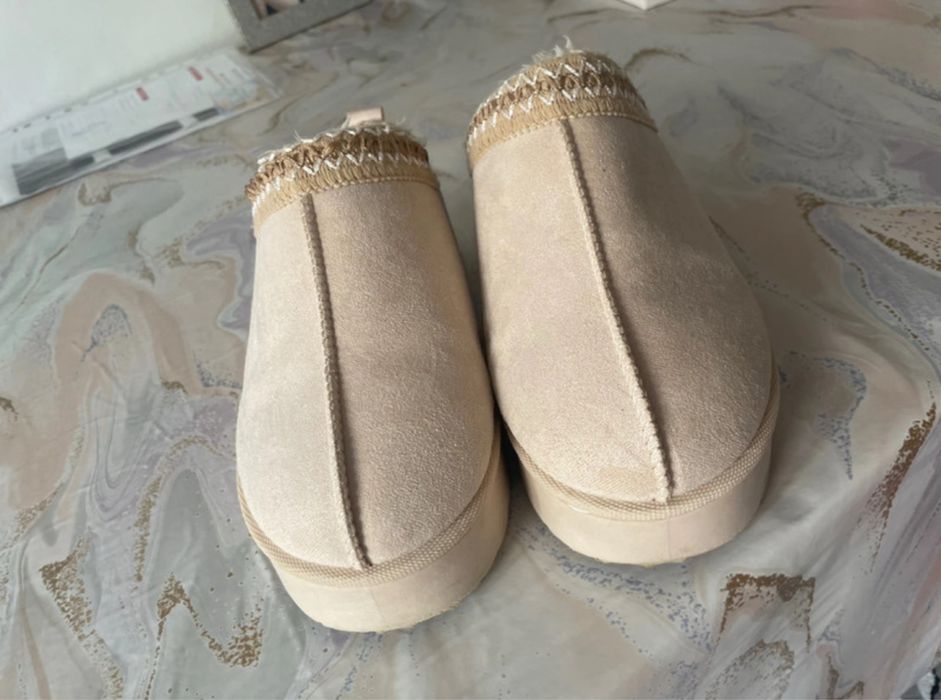 Botine tip ugg (papuc)