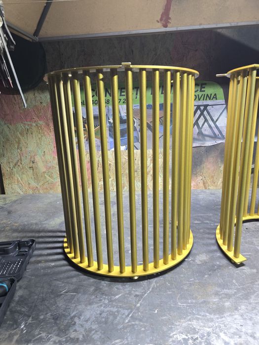 Picioare metalice pentru mese diferite modele/dimensiuni pe comanda