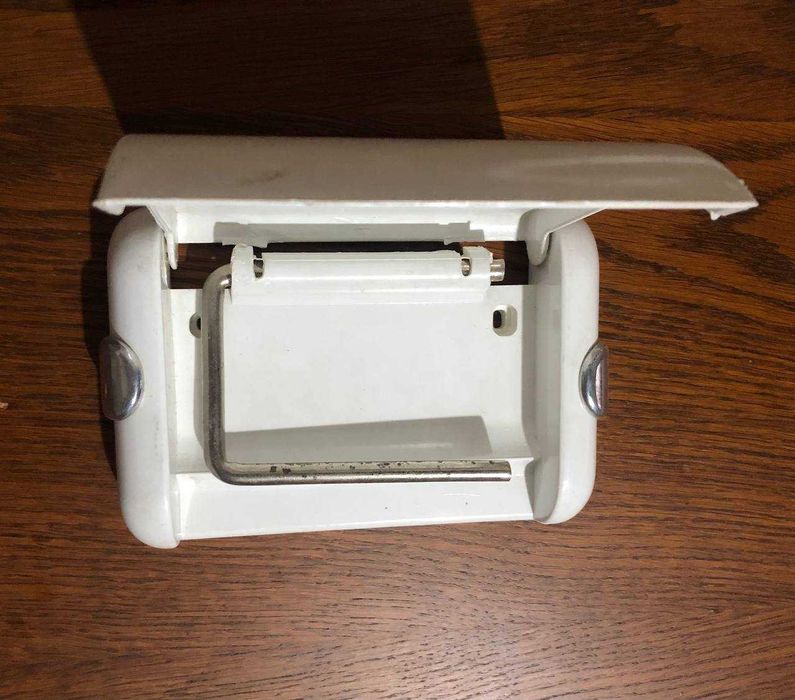 туалетные держатели для бумаги и полотенец