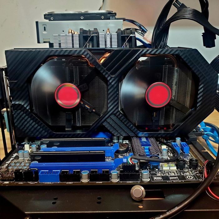 RX 580 8GB vram.