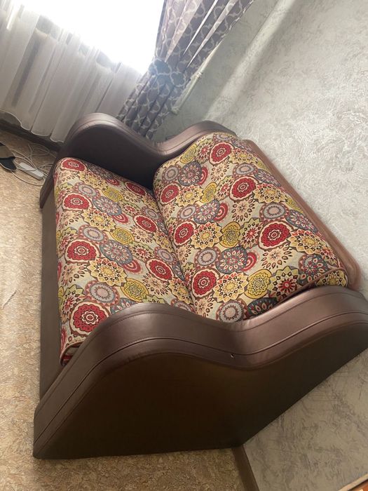 Диван удобное сосотояние