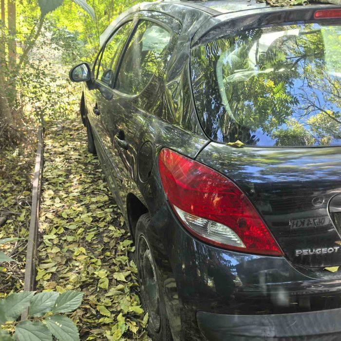 Пежо 207 1.4 - за части