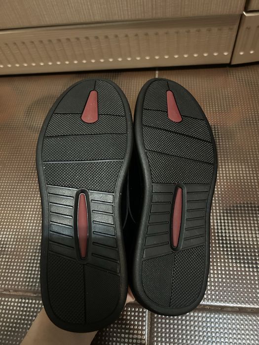 Продам детские туфли для мальчика