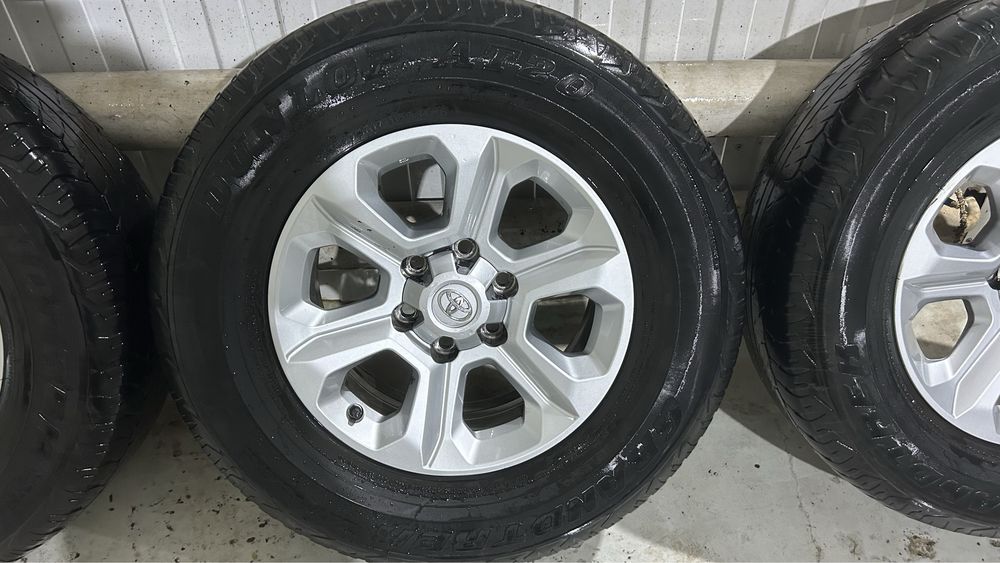Toyota 4Runner, Prado, Hilux R17