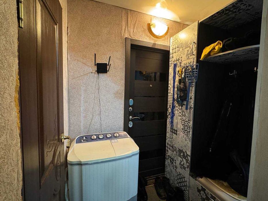 продам квартиру малосемейного типа КСК