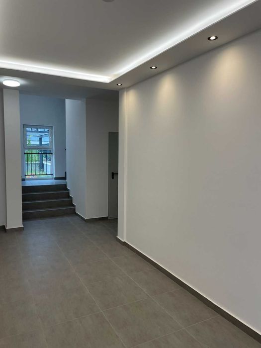 Дава се под наем Двустаен апартамент в София, Връбница 2 - 68 кв.м за 588.03 € - Снимка #18