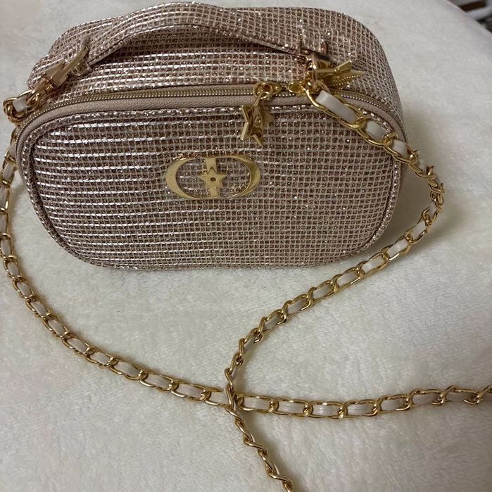 DIOR чанта аксесоар