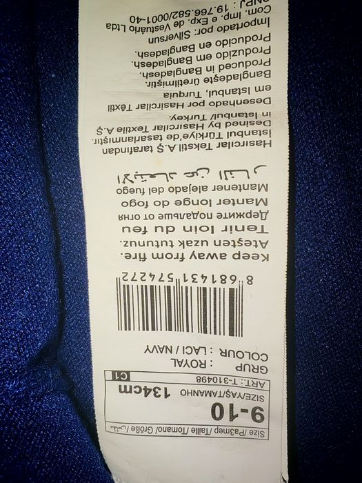 Cardigan varsta 9 - 10 ani purtat o data de culoare bleomaren