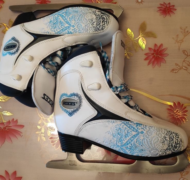 Продам Коньки Roces