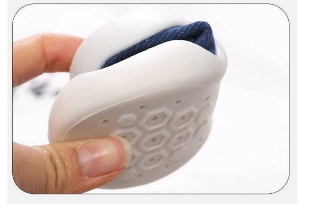 Детски чорапи с гумена подметка, различни номера и цветове