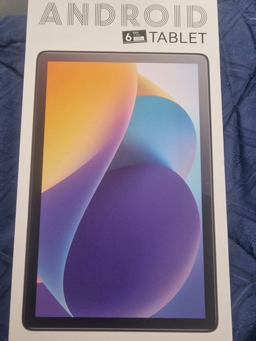 Vand tableta noua la cutie Android cu tastatura