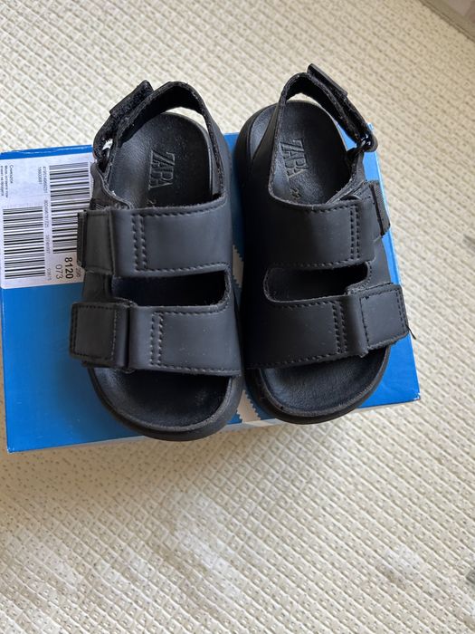 Детски сандали - Zara