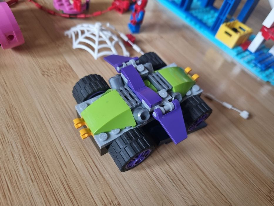 Lego Marvel Paienjenel - Adapostul Omului Paianjen cod 10784