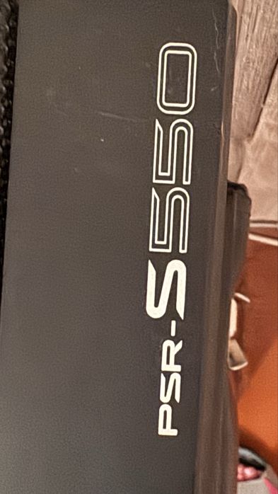 Синтезатор Yamaha PSR s550