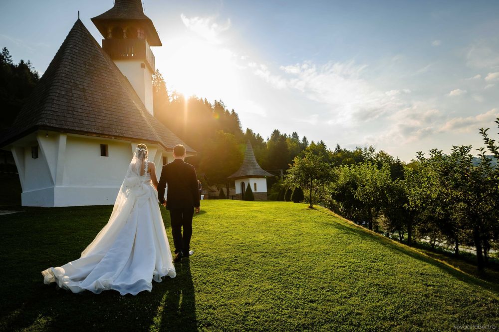 Vand rochie de mireasa