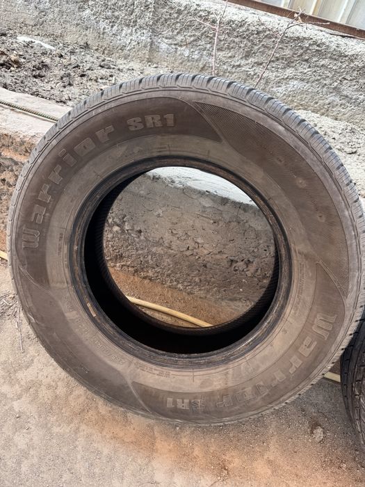 Продам шины 265/65/17