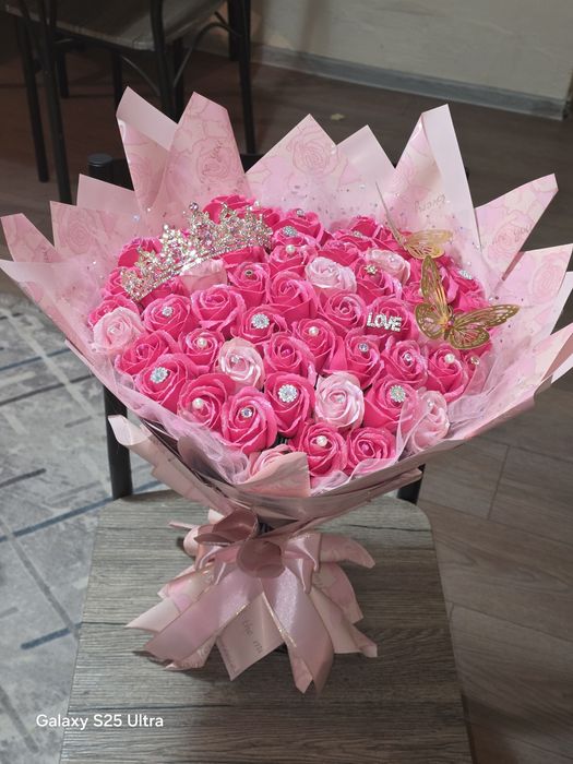 Buchet 71 trandafiri din săpun