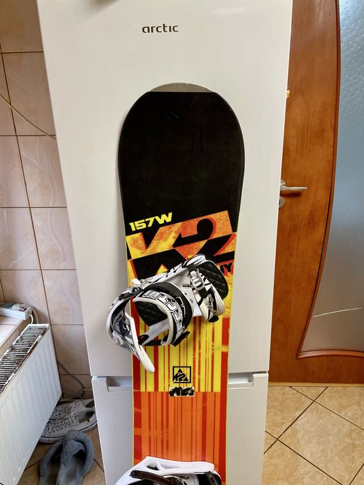 Placa snowboard 157 cm k2 wide cu legaturi