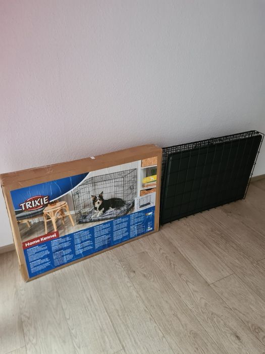 Vând cușcă pentru câini