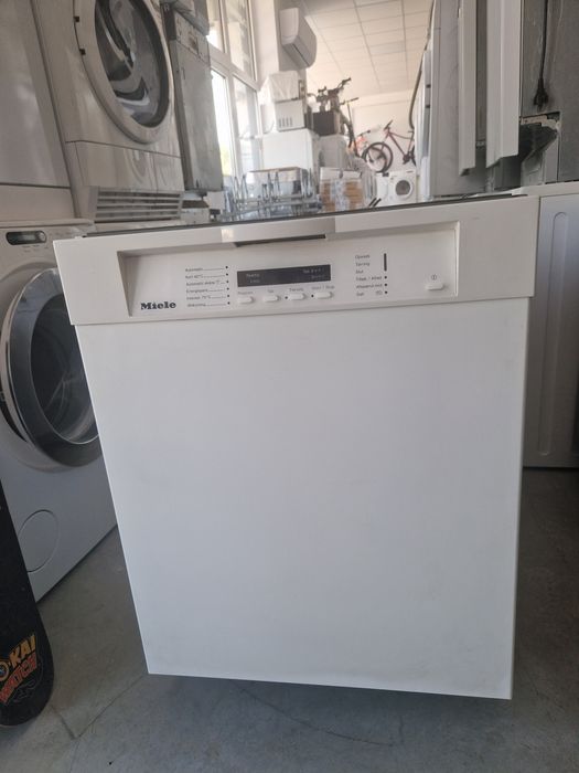 Съдомиялна машина MIELE XXL