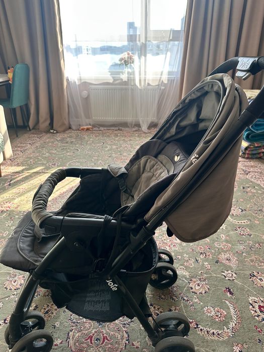 Детская коляска Joie