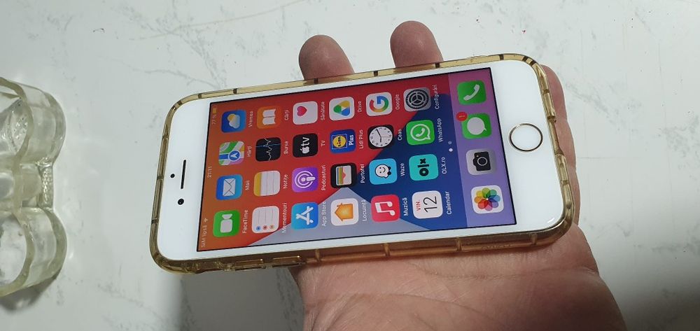 IPhone 8 impecabil - Gold Edition
