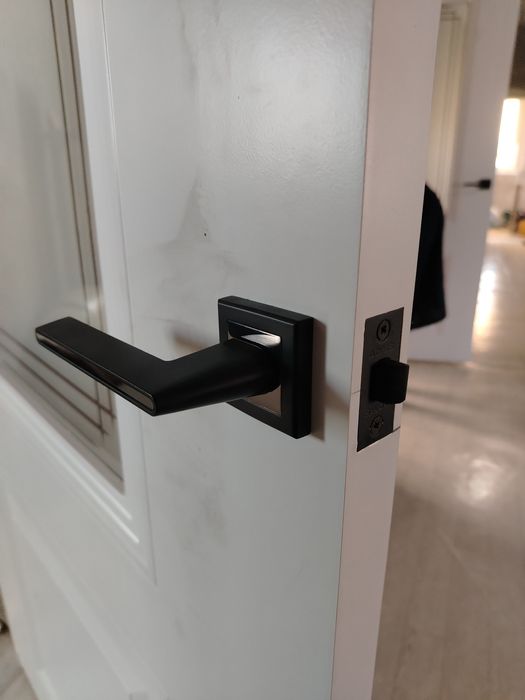 Установка дверей