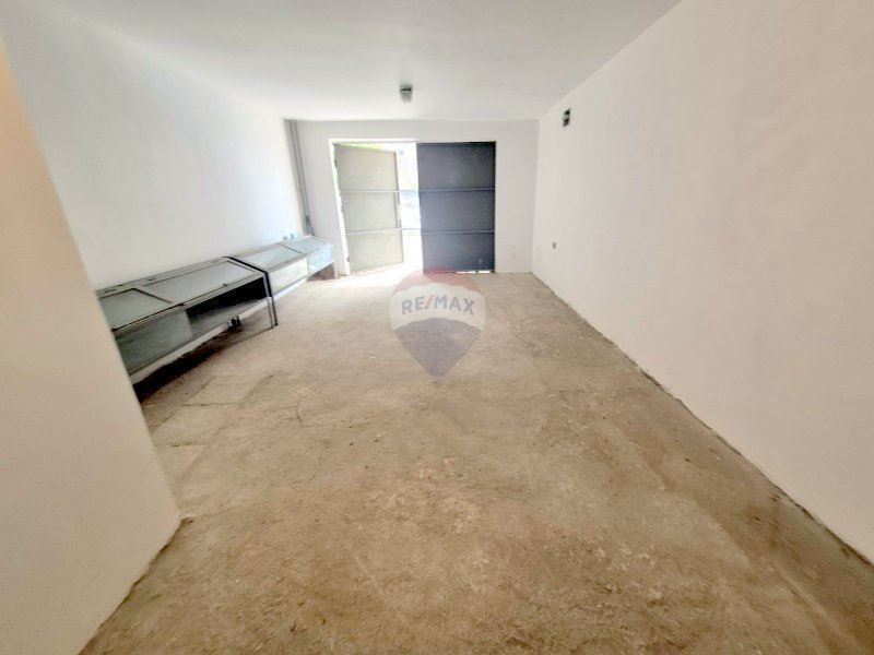 Дава се под наем Склад в Варна, Трошево - 26 кв.м за 153 € - Снимка #3