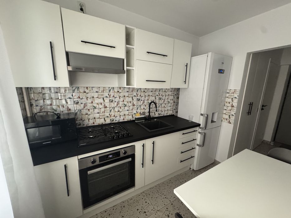 Apartament 2 camere - Basarab - Metrou