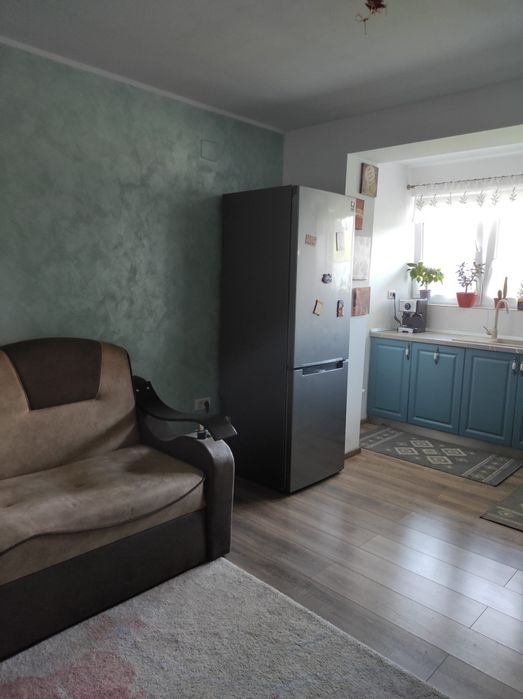 Vând apartament  central