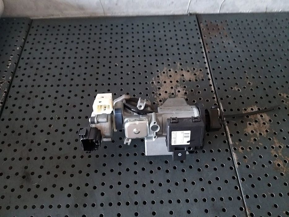 Contact auto cu cheie suzuki swift 3 mz ez 3397062j10db 5wk49183