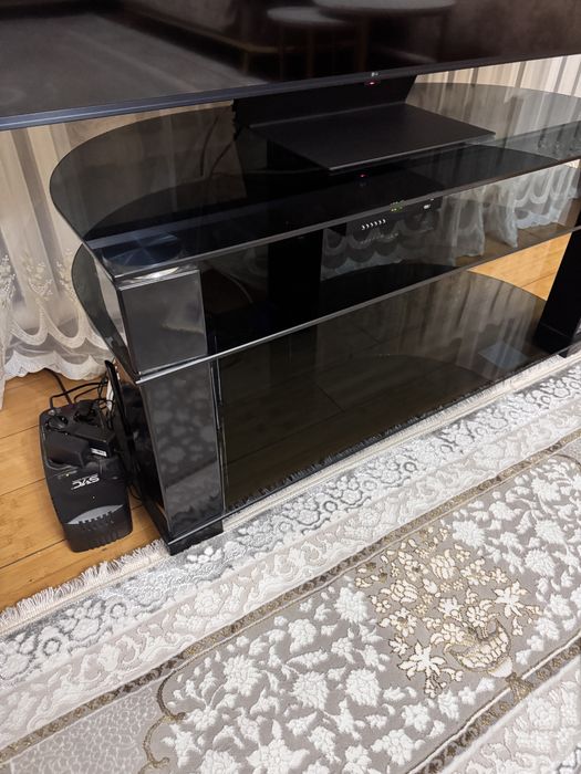 Подставка для телевизора