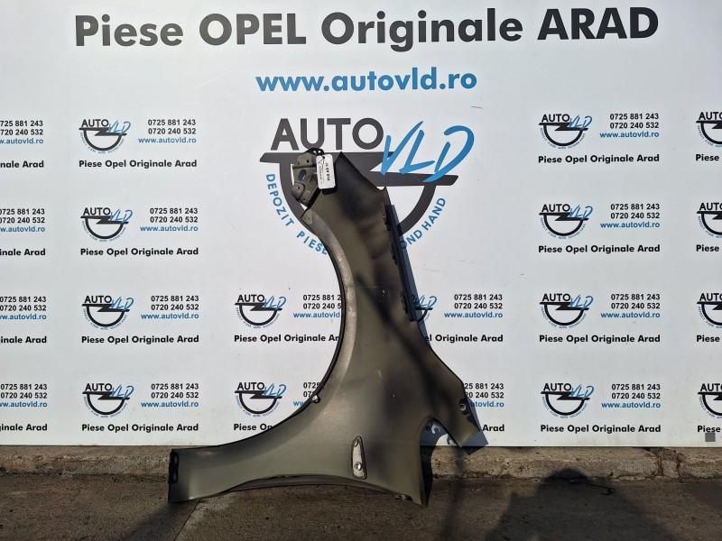 Aripa dreapta fata Opel Astra J