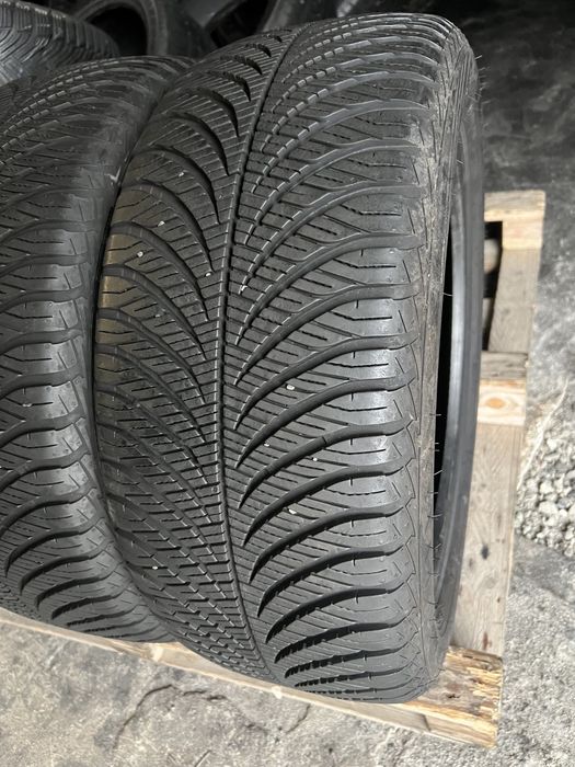 4 anvelope m+s 215/50/17 Goodyear 7.3-7.8 mm!