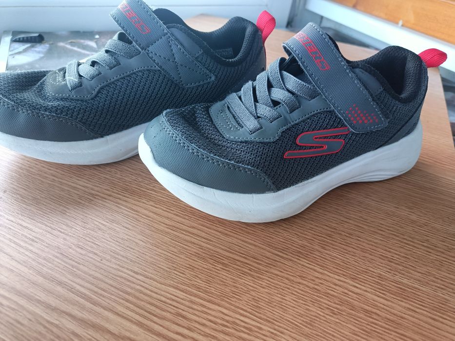 Skechers mărimea  31