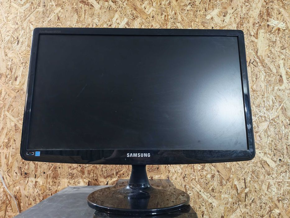 Монитор Samsung 22 дюйма