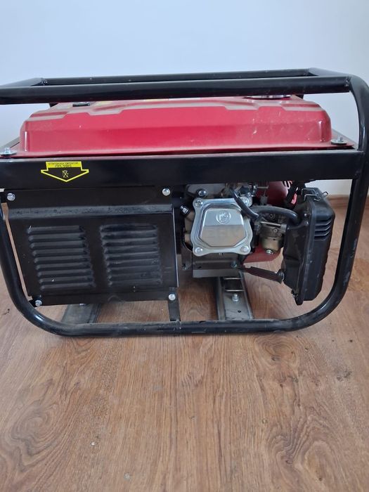 Se vinde Generator pe benzina