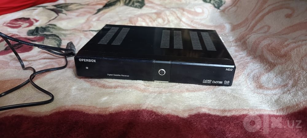 Продается тюнер openbox