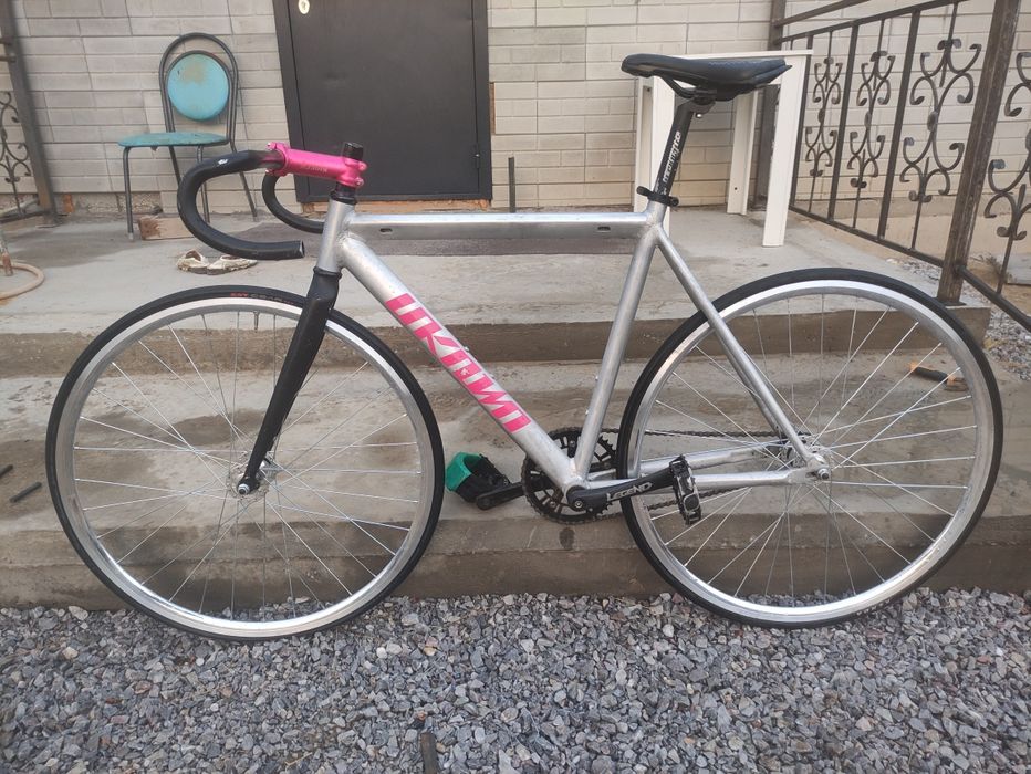 Unknown Fixed Gear