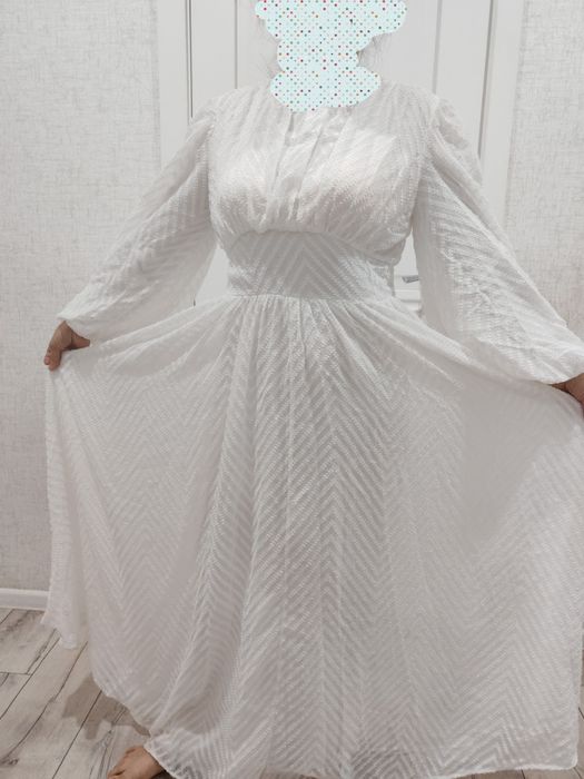 Сатылады 46-48. ұзын полға дейін.