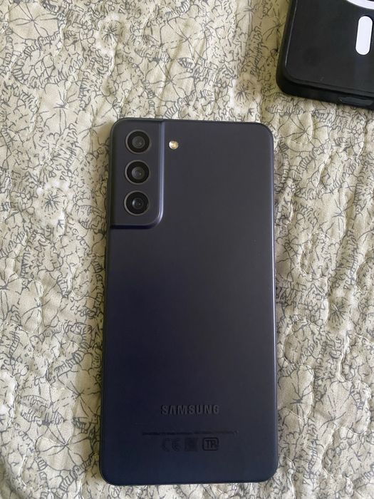 Самсунг s 21 fe.