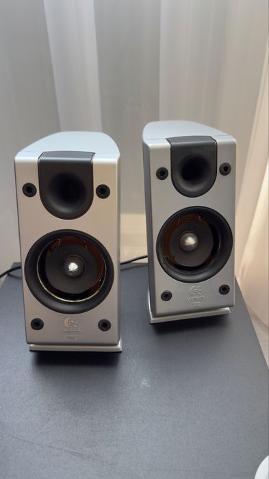 Subwoofer sistem Logitech Z2300