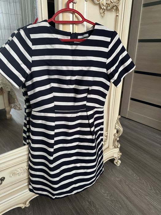 қыз-келіншектерге арналған көйлектер