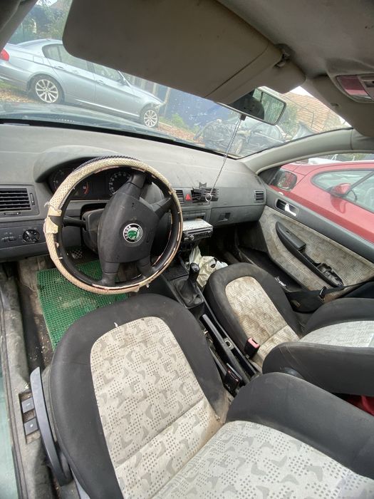 Piese Skoda FABIA1an 2002 motor 1.9 tdi ATD.bara fata capota injector