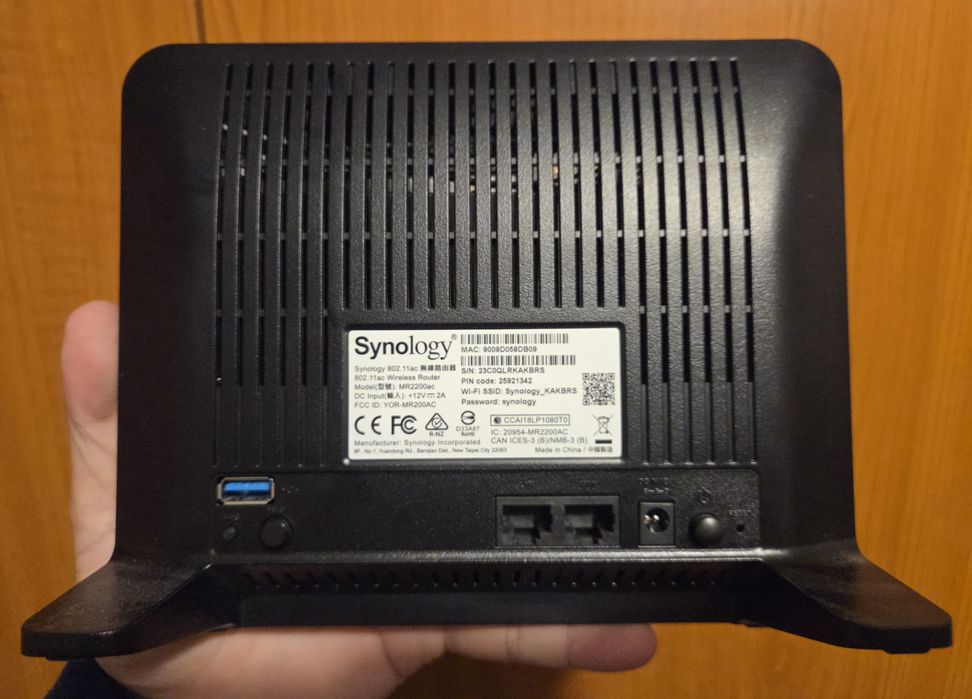 Router Wi-fi Synology MR2200ac