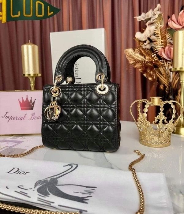 Geanta mini Dior model Lady,curea detasabila umăr, saculet, etichetă